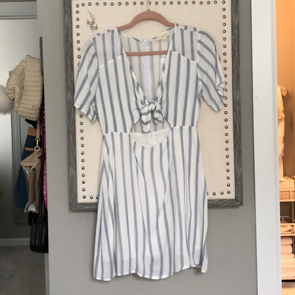 NWT pacsun tie in front dress - Picture 1 of 4